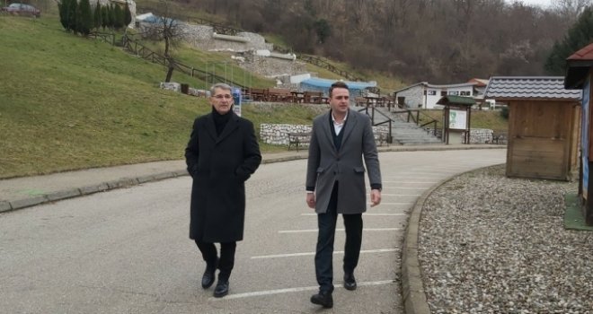  Ko pita, taj ne skita: Gradonačelnik Goražda upoznao se dobrim praksama koje već godinama ima Tuzla i Jasmin Imamović