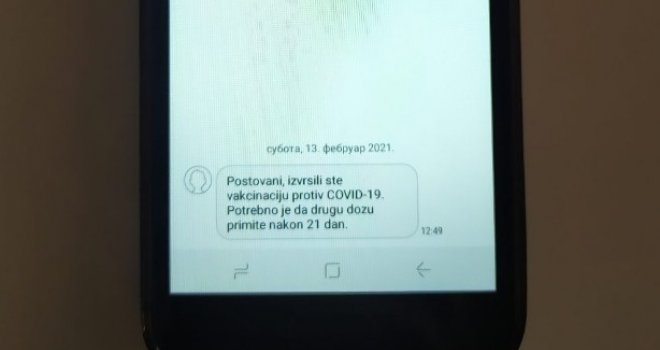 'Mom pokojnom ocu stigla poruka da se vakcinisao... Umro je od karcinoma, dok su svi okretali glavu'