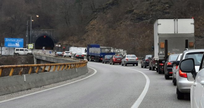 Ukoliko planirate putovanje ka jugu za vikend - preskočite subotu: Očekuju velike gužve zbog radova