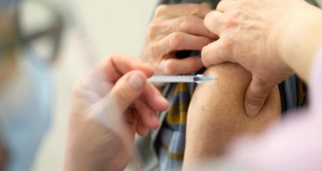 Ljudi koji su preboljeli koronu i primili vakcinu možda su imuni za cijeli život