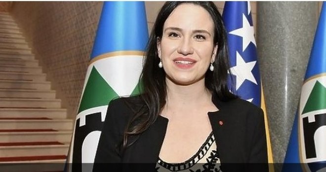 Vaskršnja čestitka gradonačelnice Sarajeva: 'Dragi moji sugrađani pravoslavci, dragi naši hrišćani...'