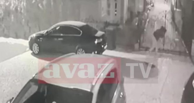 Objavljen snimak: Pogledajte kako nepoznati muškarac postavlja napravu ispod vozila ministra Džindića 