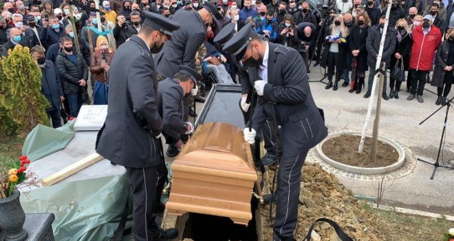 Jovan Divjak sahranjen u Sarajevu