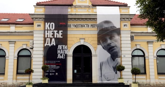 Ko neće da misli, leti napolje! Novi umjetnički projekat u Muzeju savremene umjetnosti Republike Srpske
