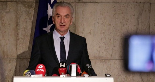 SDS neće podržati Dodikovu najavu o povlačenju saglasnosti u NSRS za Oružane snage BiH, SIPA-u...