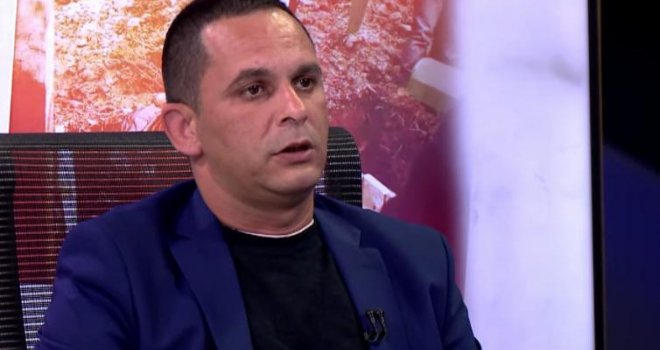 'Ubili su mi šest sestara, brata, oca i trudnu majku... Mene su upucali i uboli nožem u vrat. Probudio sam se u jami na mrtvim tijelima'