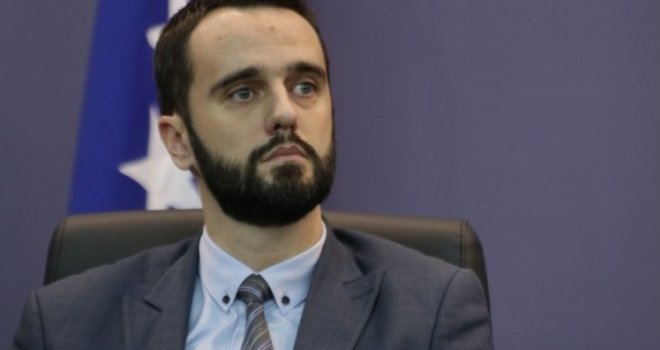 Sve smo bliže crnom scenariju: Zašto Senad Salkić zaustavlja i dovodi u kolaps projekat TE Blok 7?!