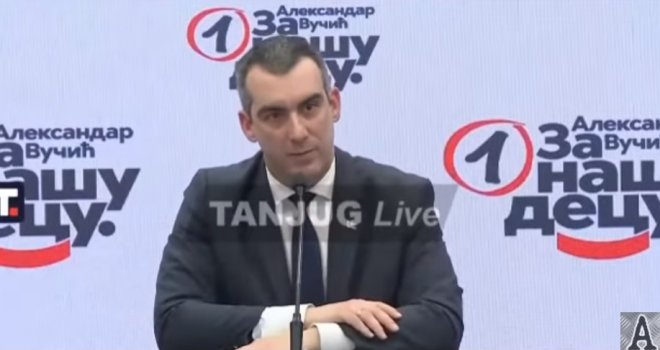 Političar u Srbiji u praznoj sali: Izvolite, ako vi imate nekih pitanja...