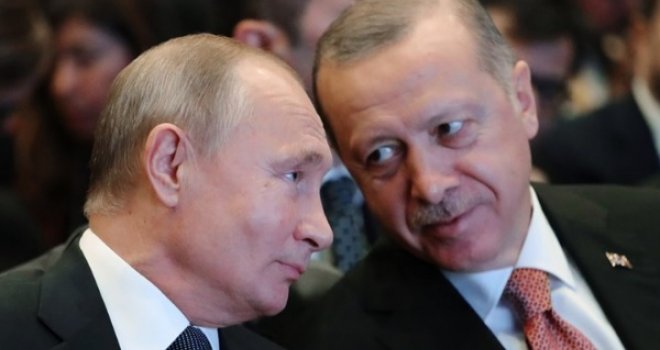 Može li 'sultan' zaustaviti 'cara': Šta se nalazi u Erdoganovom koferu za Soči