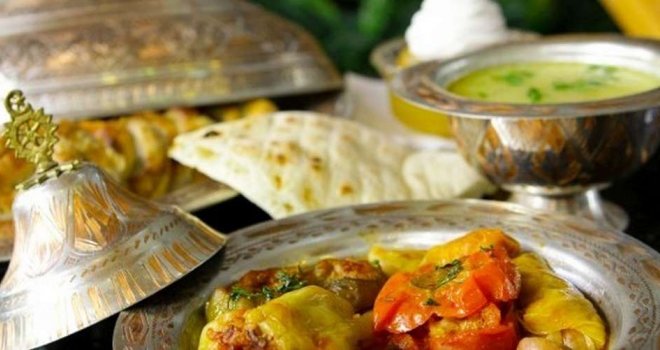 Od iftara do sehura: Savjeti nutricioniste za pravilnu prehranu postača tokom ramazana