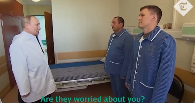Putin lažirao posjetu vojnoj bolnici? Ranjenik u pidžami prije snimljen u druženju s predsjednikom, ali u drugoj ulozi