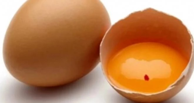 Ako vidite crvenu tačku u jajetu - ne bi trebalo da ga jedete: Ako se pojavi na ovom mjestu, može biti jako opasno