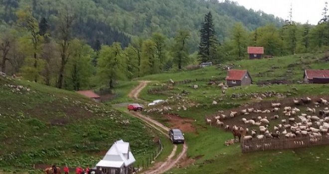 Iscrpljeni i pothlađeni: Nakon 12 sati intenzivnog traganja, na Visočici pronađeni nizozemski državljani 