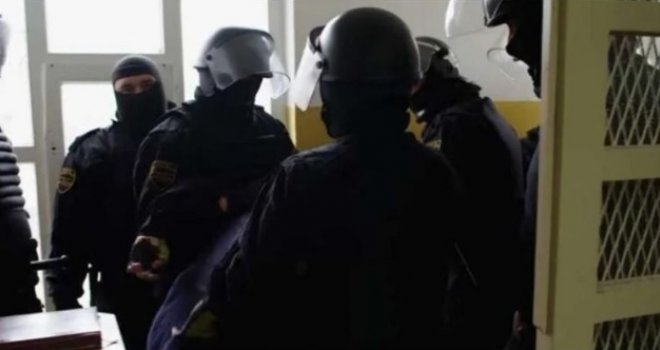 Nijemci snimili najstroži zatvor u BiH: Šta se događa iza rešetaka... Zatvorenici ispričali svoje priče