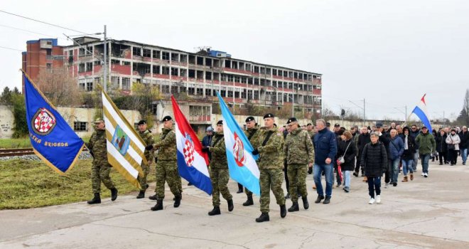 Obilježena 31. obljetnica stradanja vukovarske četvrti Borovo naselje