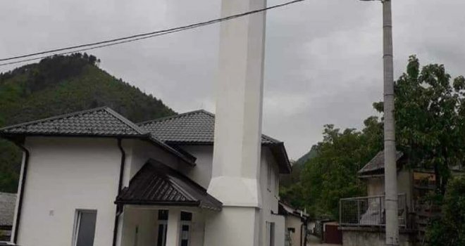 Neuobičajena odluka: Građevinski inspektor zapečatio džamiju u Konjicu