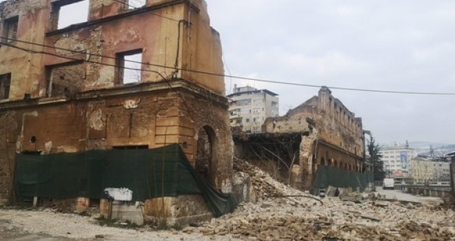 Po nalogu FUZIP-a danas počinju radovi na demontaži urušenih zidova zapuštene zgrade na Marindvoru