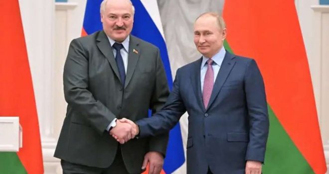 Horor: Putin najavio novi potez - Moskva će dostaviti nuklearno oružje u Bjelorusiju!