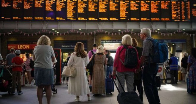 Ako putujete u Njemačku, spremite se na haos: Počinje štrajk stotine hiljada radnika zaposlenih u saobraćaju