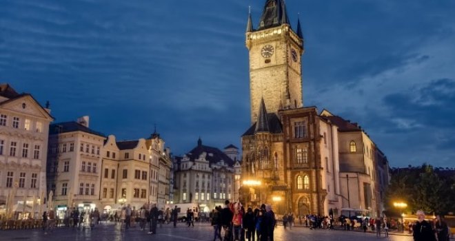 Detalji tragedije na maturskom putovanju: Učenik iz Istre poginuo tokom izlaska, prešao preko ograde terase kluba...  