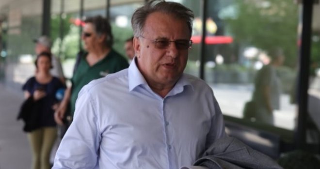 Nermin Nikšić: 'Duraković neće ostati usamljen i prepušten bilo čijoj sujeti!'