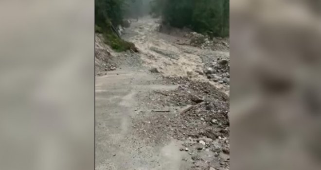 Snažno nevrijeme poharalo Sloveniju, geolozi upozoravaju na novi mogući problem