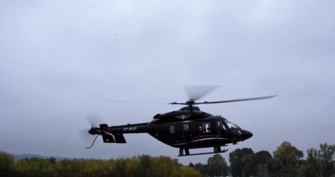 Helikopter MUP-a RS-a prinudno sletio