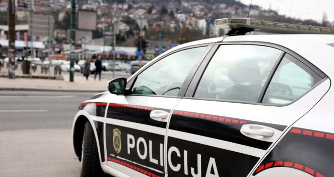 Saobraćajna nesreća pored Sarajeva: Kamionom napravio udes, pa pobjegao