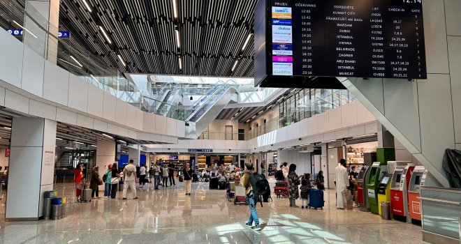 BHDCA traži vraćanje nameta koji im donosi milione KM - da se ponovo naplaćuje taksa na aerodromima u BiH!