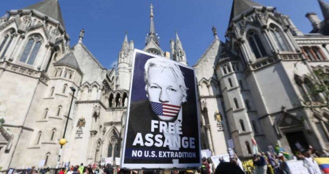 Hoće li Assanage biti izručen SAD-u? Aktivisti na nogama, kažu da je žrtvovan jer je razotkrio američka nedjela