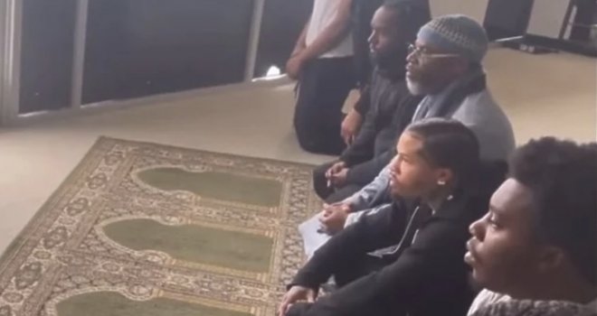 Popularni američki bokser prešao na islam
