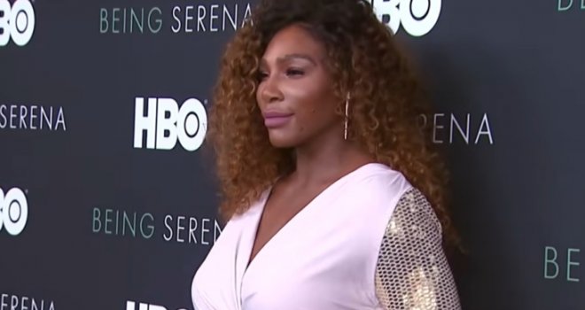 Serena Williams skinula periku i iznenadila mnoge: Pokazala kako zapravo izgleda njena prava kosa