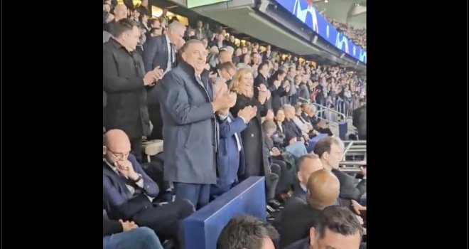 Nije donio sreću domaćima: Milorad Dodik gledao utakmicu PSG-a i Barcelone