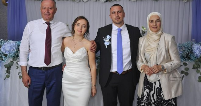 Zukan Helez se pohvalio fotografijom s vjenčanja svoje kćerke