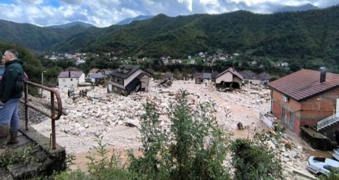 Zvanični podaci: U poplavama 19 smrtno stradalih i šestero nestalih