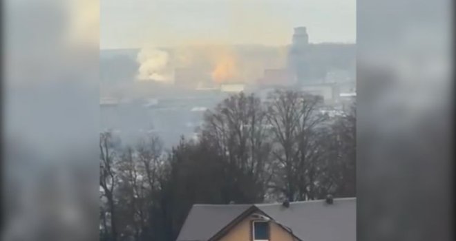 Ukrajina je tokom noći izvela do sada najveći napad dronovima na Moskvu: Zatvoreni su aerodromi, gore objekti...