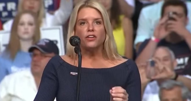 Zbog nje je platio kaznu od dva miliona dolara: Trump izabrao Pam Bondi za novu ministricu pravde 