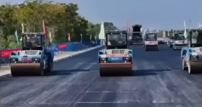 Kinezi s lakoćom završili 158 kilometara autoceste bez ijednog radnika, na gradilištu samo roboti i dronovi!