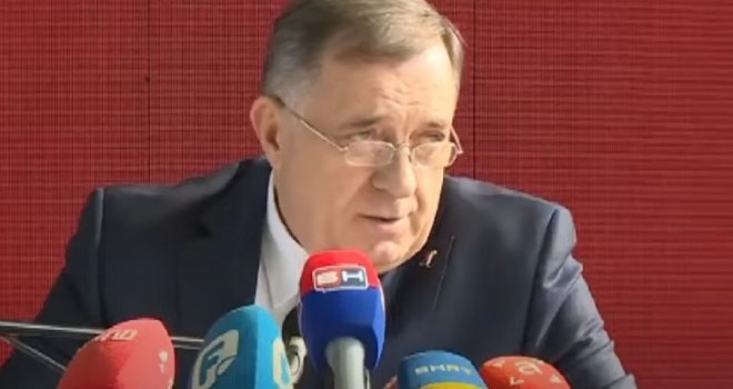 Dodik najavio povratak Vojske RS, sebe uporedio sa Karadžićem i Plavšić: 'Svi na miting do donošenja presude!'