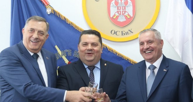 Dodik se oglasio nakon što je stigao u kasarnu Kozara: Podijelio fotografiju 