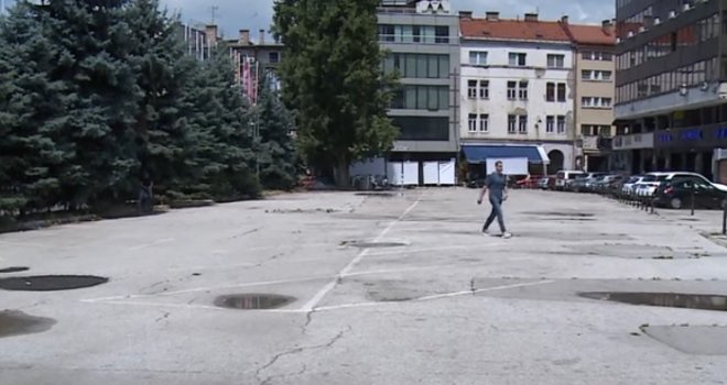 Spor oko parkinga kod Narodnog pozorišta: Općina Centar i Centrotrans u pravnoj bitci