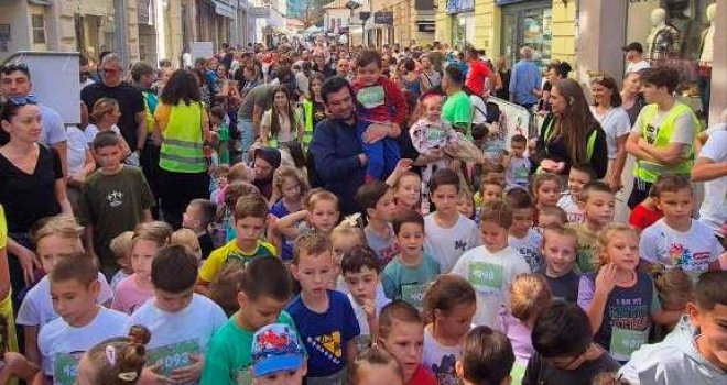 Gužva u centru Sarajeva: Ferhadija jutros totalno zakrčena, nastavak slijedi u nedjelju