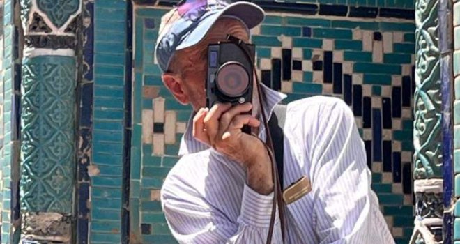 Kad se slika i poezija spoje: Izložba 'Glasovi' Kemala Hadžića i Envera Kazaza u Zagrebu