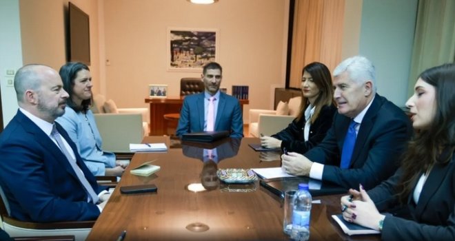 Je li Ginkel sinoć u Mostaru 'slomio' Čovića?! Razgovarali su o glavnom američkom prioritetu u regiji