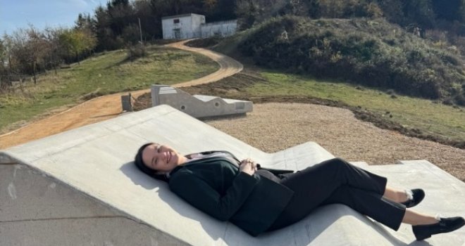 Opuštanje na suncu: Načelnica Karić poslala pozdrav sa Huma... Uređuje se vidikovac iznad Novog Sarajeva
