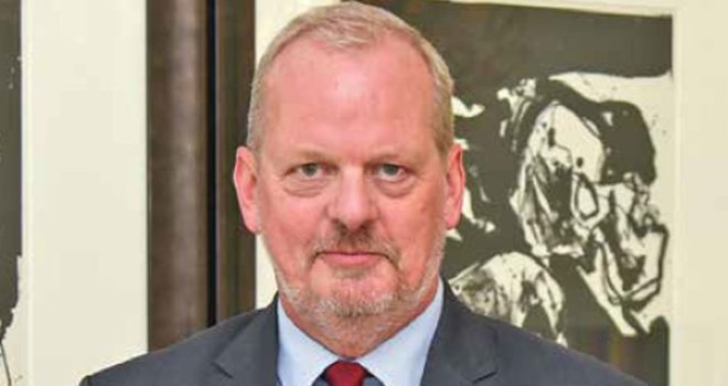 Oglasio se i nizozemski ambasador o sramnom potezu Košarca: 'Ekstremna zloupotreba historijskog konteksta'