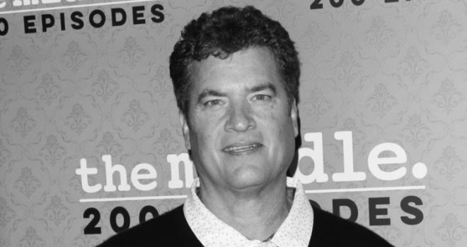 Preminuo Pat Finn: Zvijezda serija 'Prijatelji', 'Seinfeld' i 'The Middle'