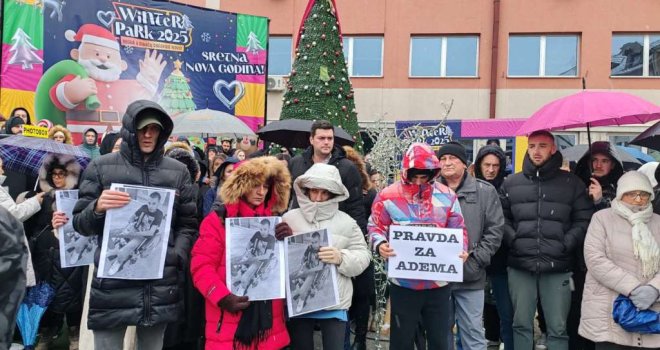 Podrška građana Bihaća porodici preminulog Adema Jušića koja traži da institucije utvrde odgovornost