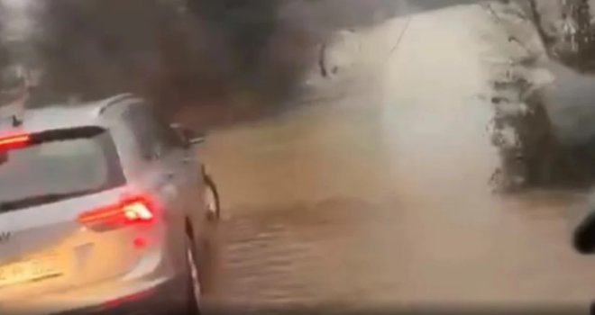 Ako se nastave padavine, prijeti potpuna katastrofa: Jedna rijeka se već izlila iz korita