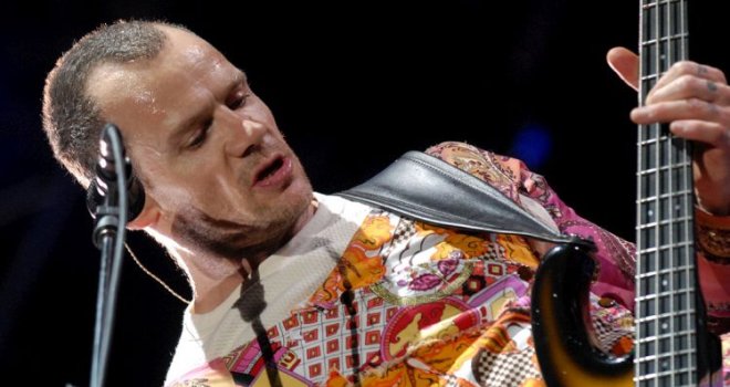 Flea singlom s Thomom Yorkeom najavio debi solo album 'Honora': Turneja stiže u Evropu
